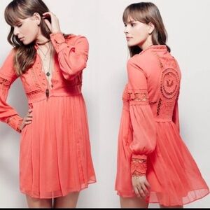 Free People in Dreamland Crochet Knit Dress Coral Size 0 Boho Hippie Artsy Flowy